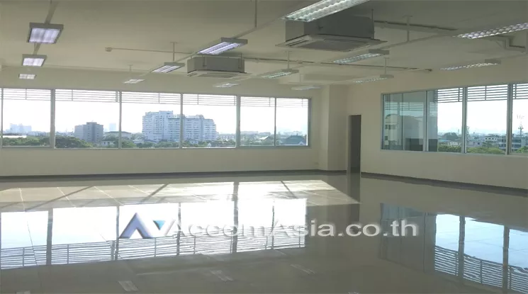  Office space For Rent in Bangna, Bangkok  near BTS Udomsuk (AA18660)